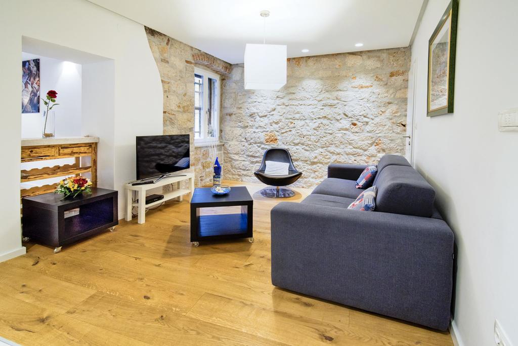 Apartment Danalu ロヴィニ エクステリア 写真