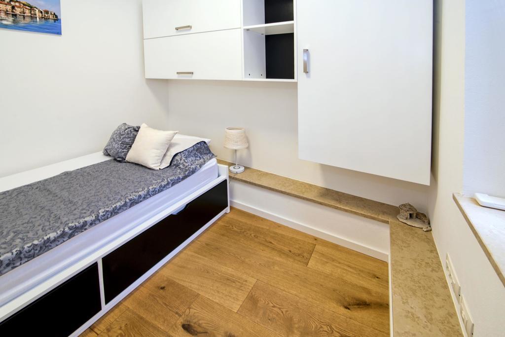 Apartment Danalu ロヴィニ エクステリア 写真